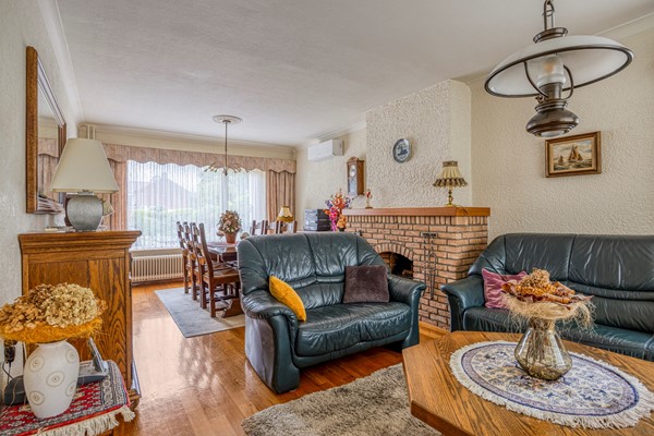 Medium property photo - Sint Barbaraweg 72, 6024 AV Budel-Dorplein